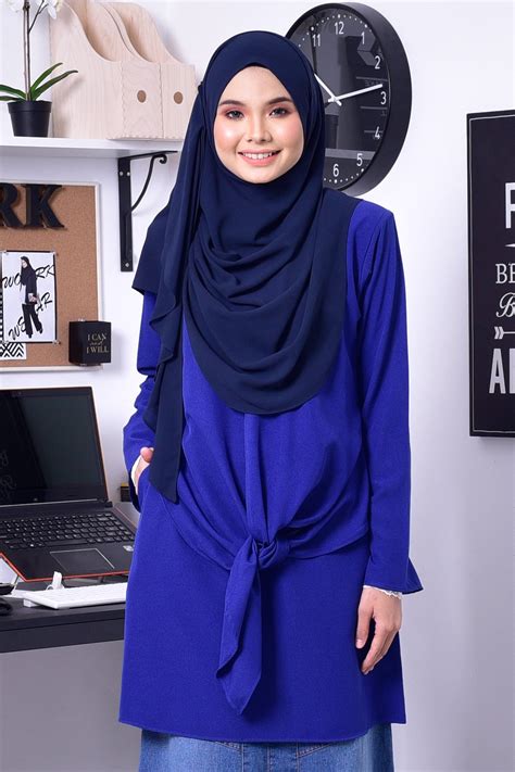 tudung warna royal blue